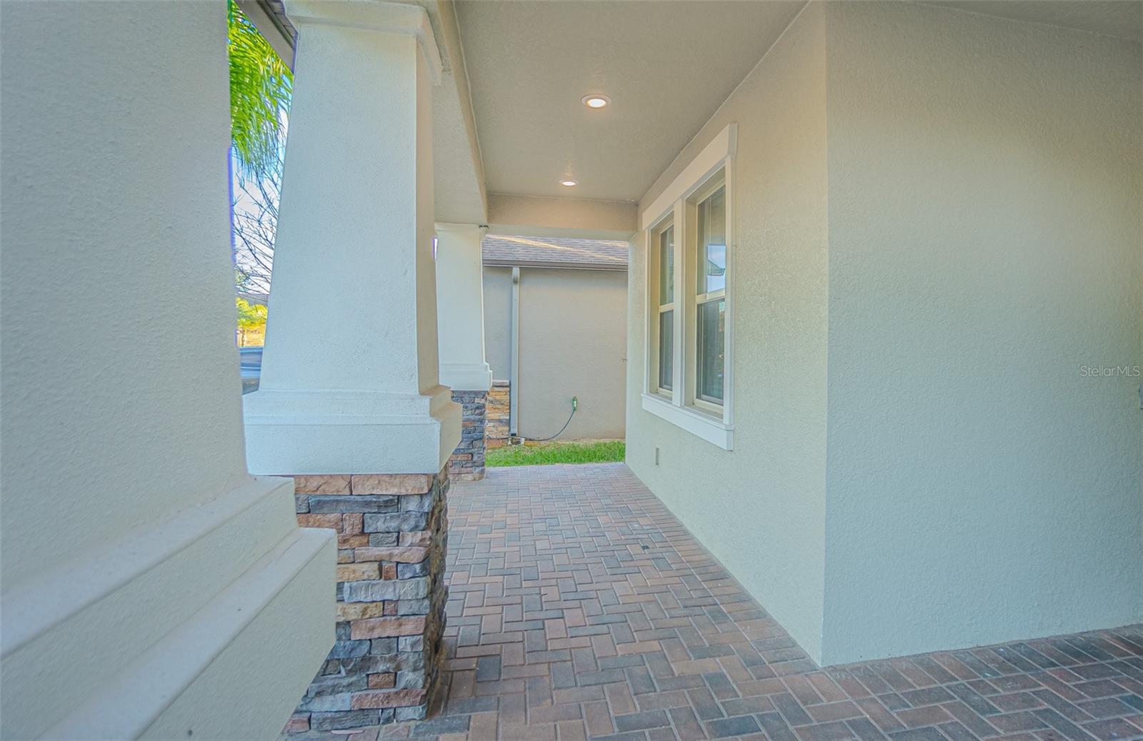 6244 ENGLISH HOLLOW RD, TAMPA, FL — photo 11