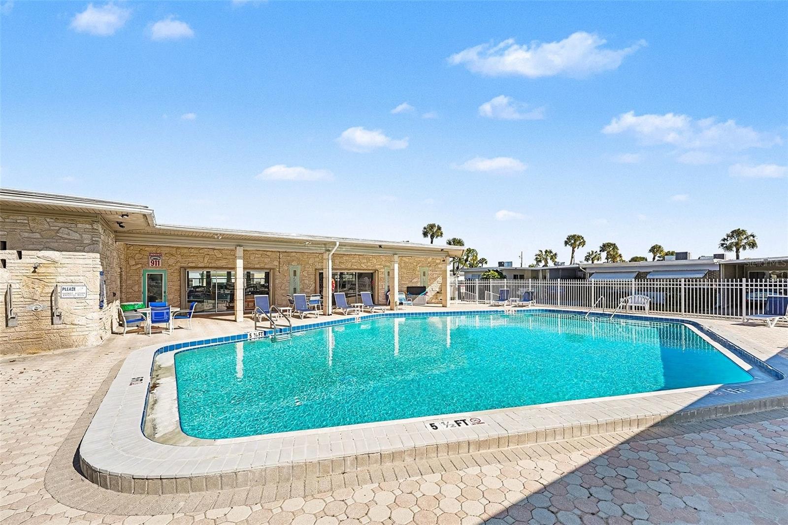 250 ROSERY RD NW #219, LARGO, FL — photo 26
