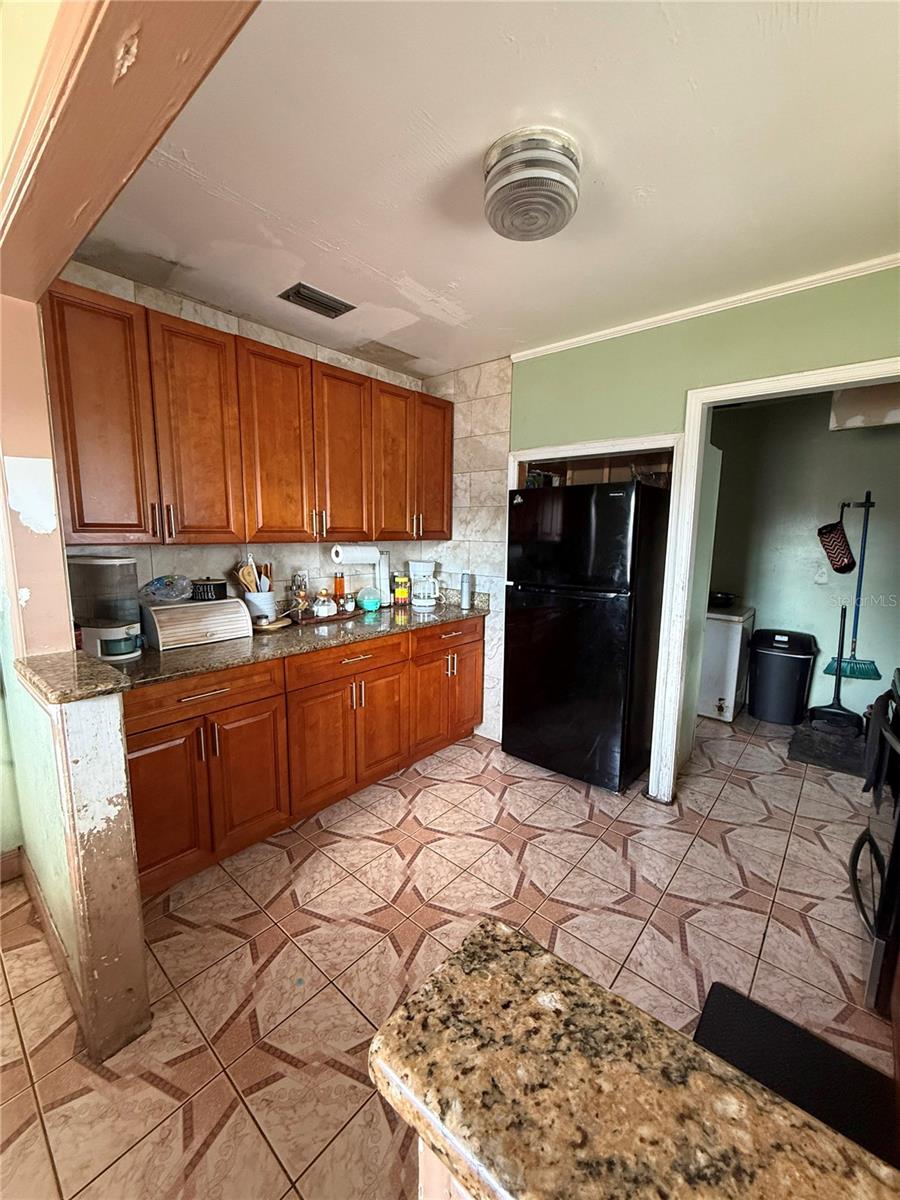 2403 GOLFVIEW ST, LAKELAND, FL — photo 8
