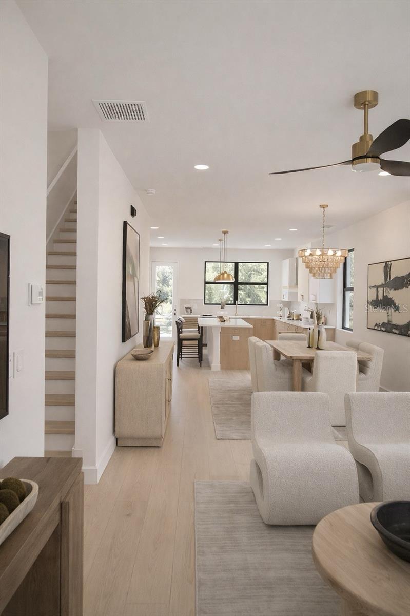 377 13TH ST N, ST PETERSBURG, FL — photo 10