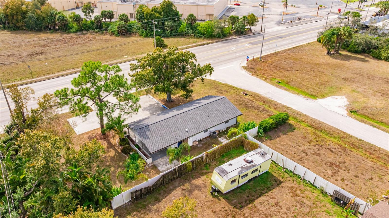 164 PONDELLA RD, NORTH FORT MYERS, FL — photo 31