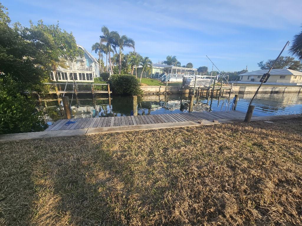 251 WINSON AVE, ENGLEWOOD, FL — photo 2