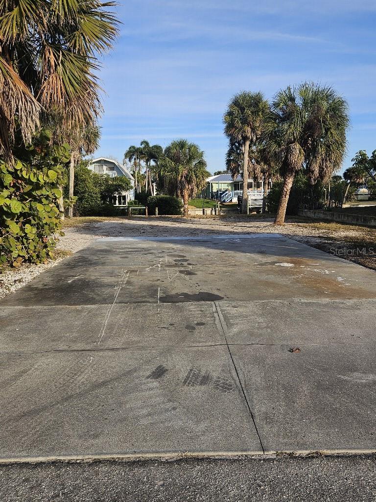 251 WINSON AVE, ENGLEWOOD, FL — photo 4
