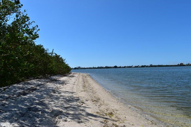 251 WINSON AVE, ENGLEWOOD, FL — photo 9