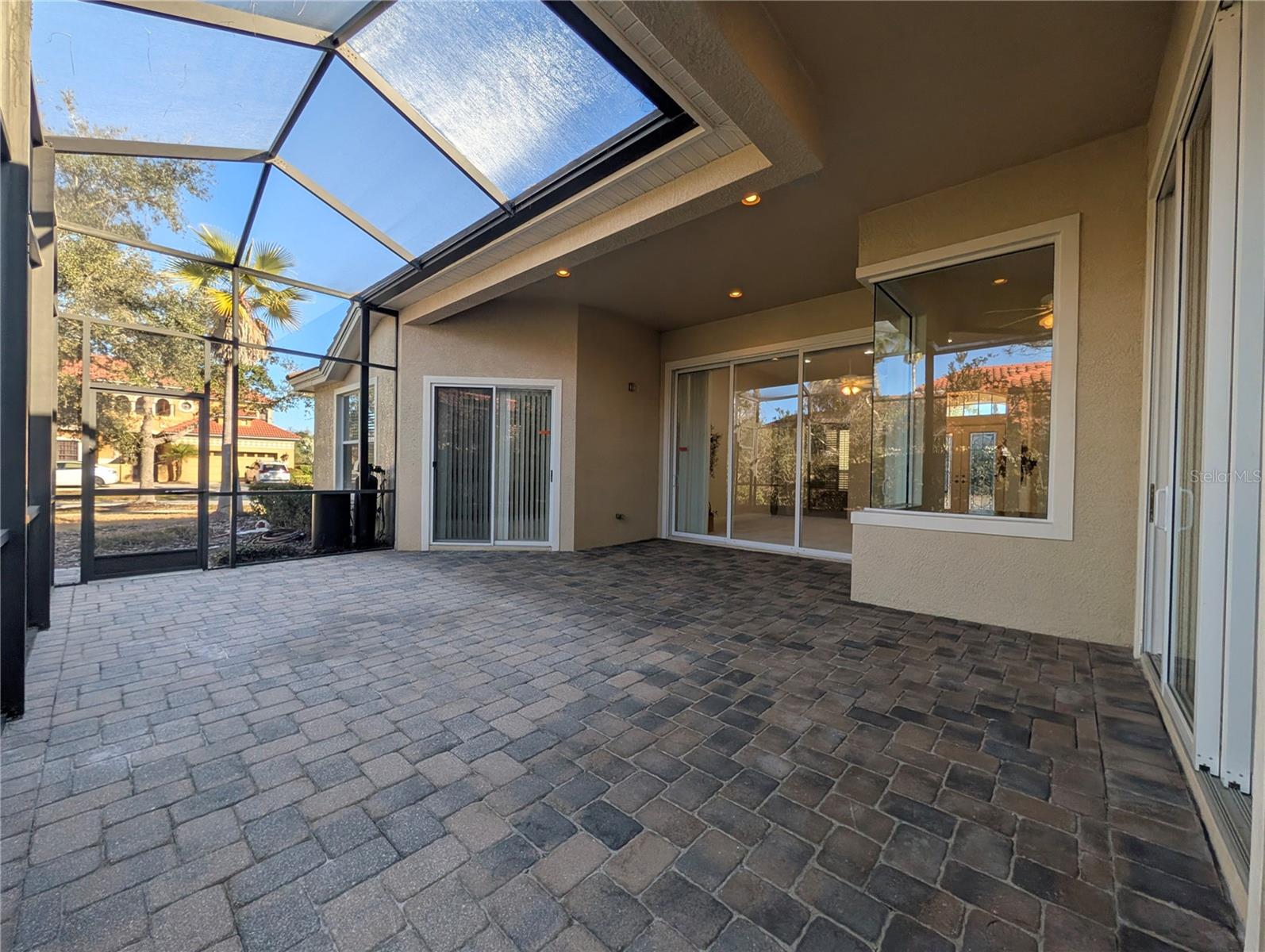 8492 DUNHAM STATION DR, TAMPA, FL — photo 21