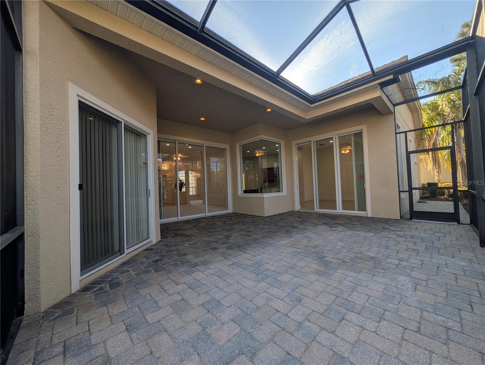 8492 DUNHAM STATION DR, TAMPA, FL — photo 22