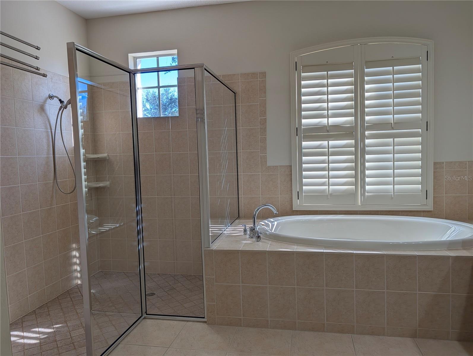 8492 DUNHAM STATION DR, TAMPA, FL — photo 25