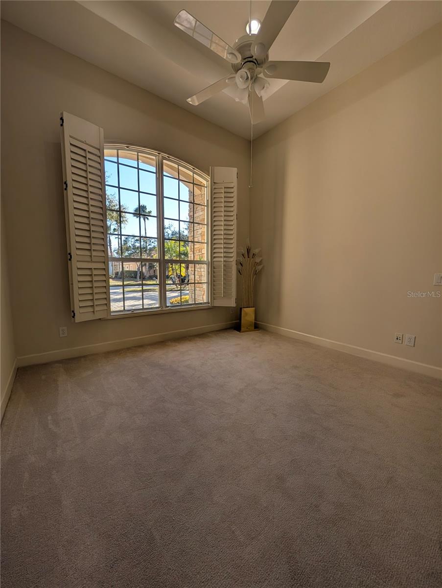 8492 DUNHAM STATION DR, TAMPA, FL — photo 30