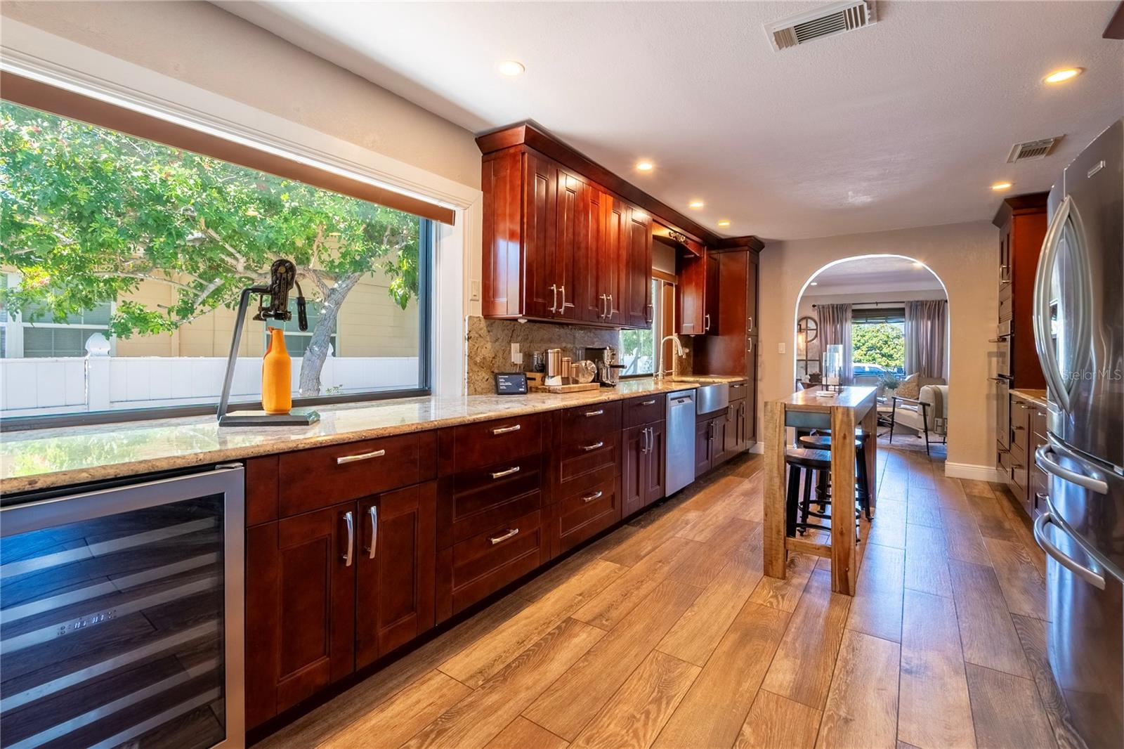 2300 37TH AVE N, ST PETERSBURG, FL — photo 16
