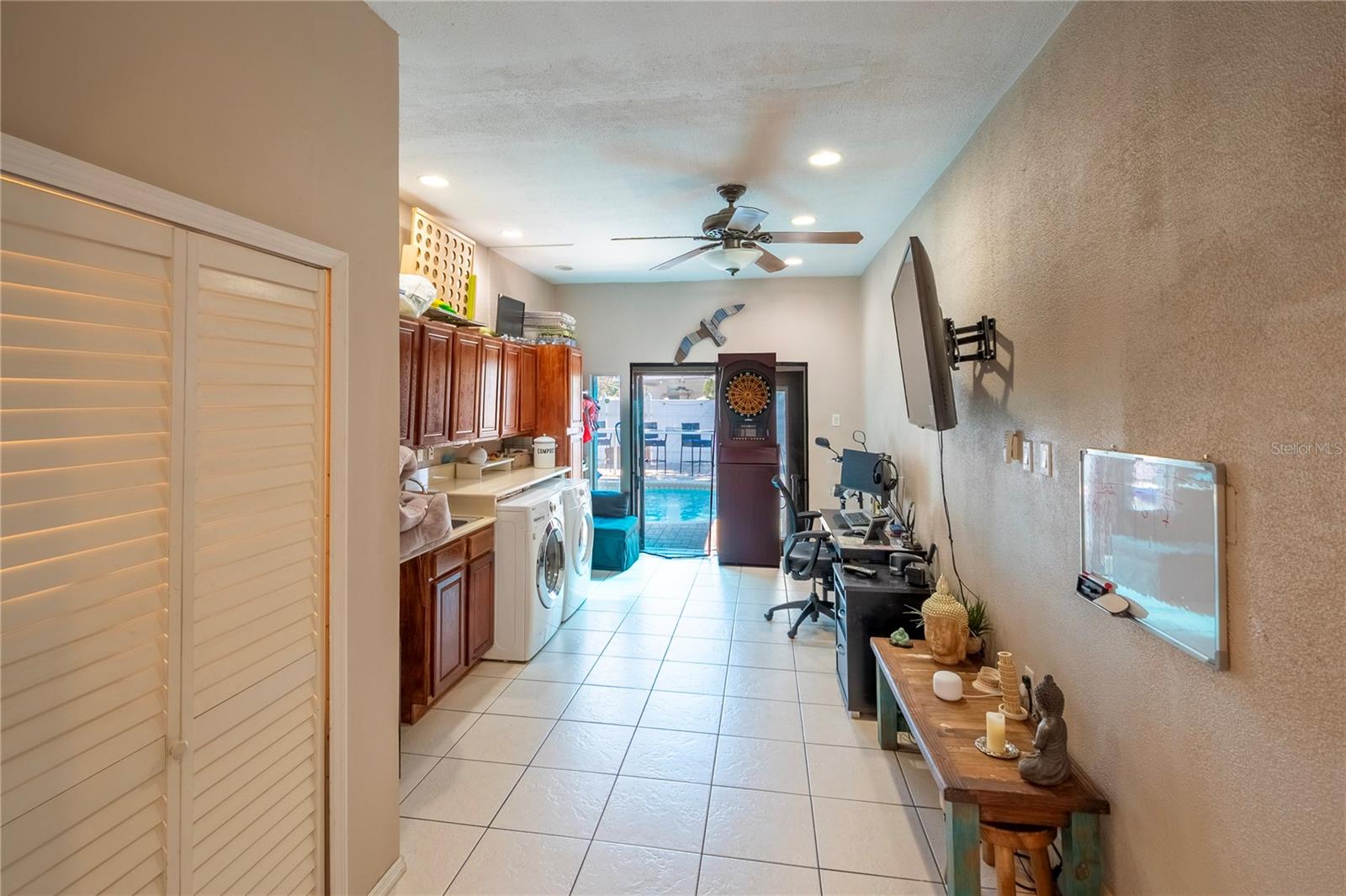 2300 37TH AVE N, ST PETERSBURG, FL — photo 33