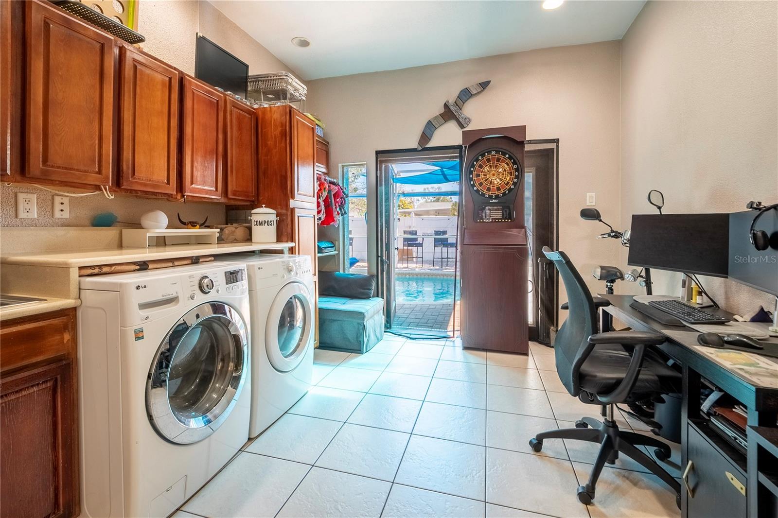 2300 37TH AVE N, ST PETERSBURG, FL — photo 34