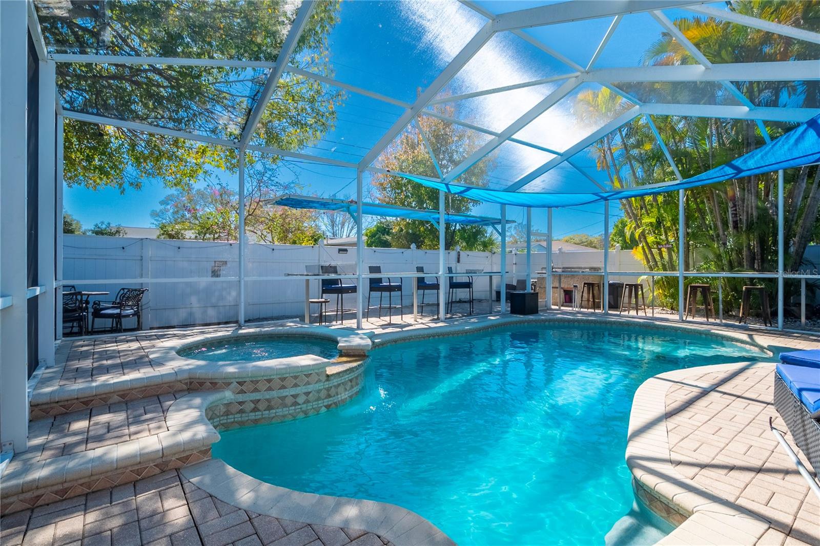 2300 37TH AVE N, ST PETERSBURG, FL — photo 40