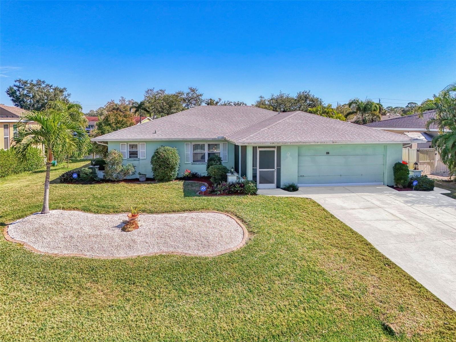 602 PORTIA ST N, NOKOMIS, FL — photo 2