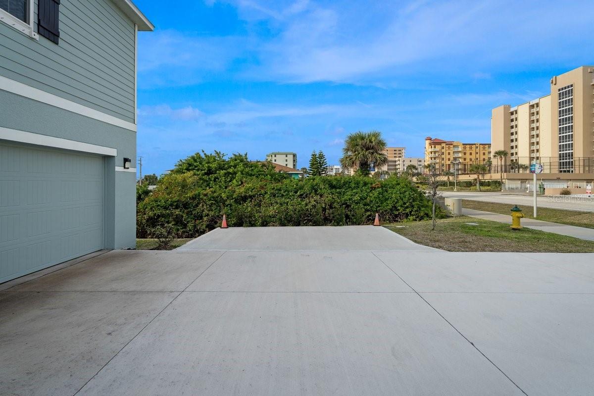 3828 S ATLANTIC AVE, DAYTONA BEACH SHORES, FL — photo 57