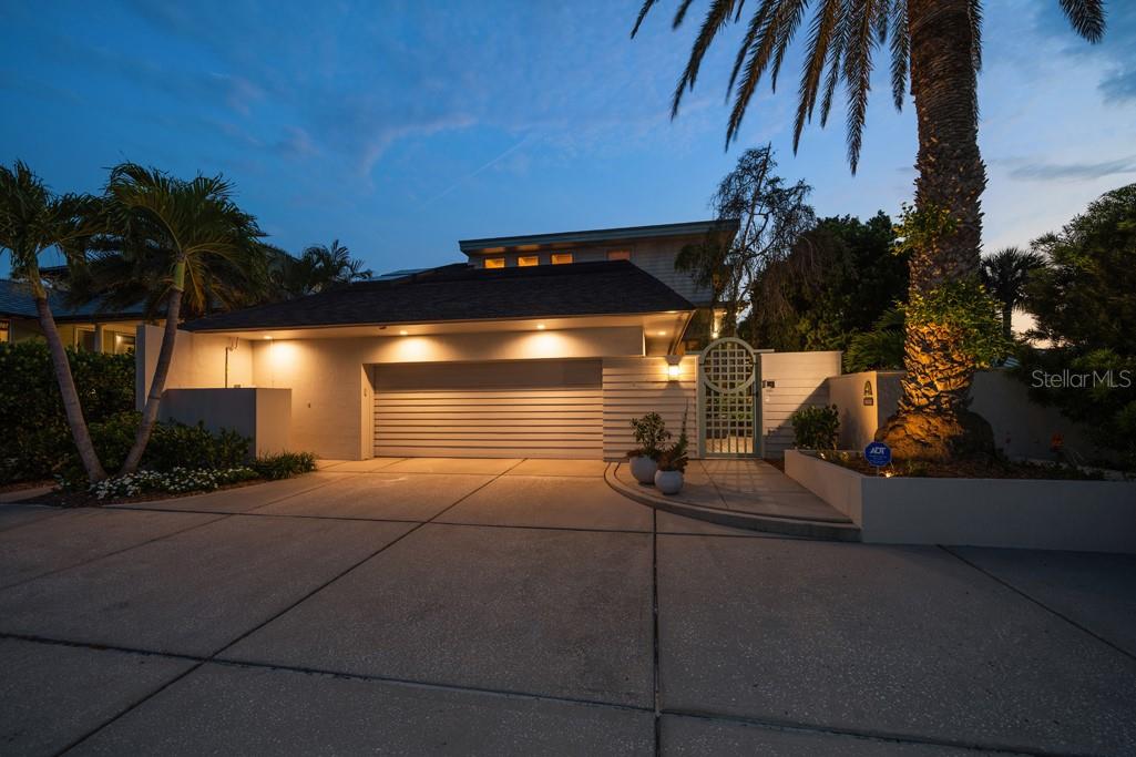 16000 GULF BLVD, REDINGTON BEACH, FL — photo 47