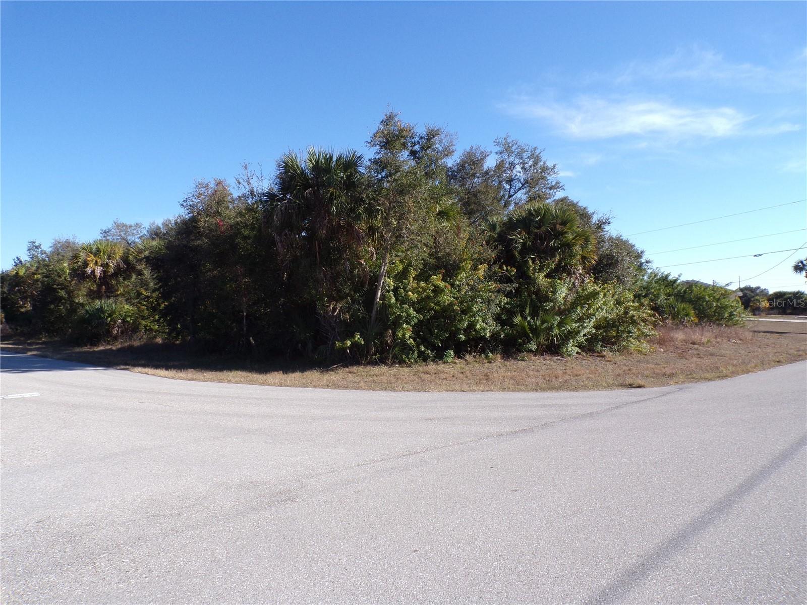 20019 ARNOLD AVE, PORT CHARLOTTE, FL