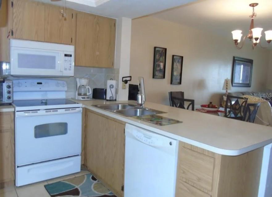 12538 SW KINGSWAY CIR #806, LAKE SUZY, FL — photo 4