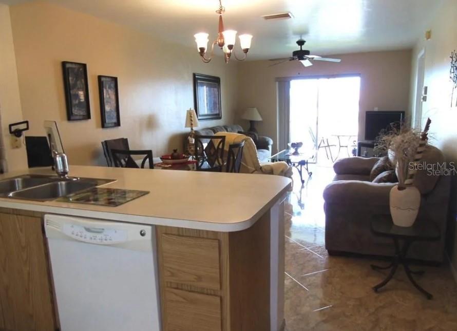 12538 SW KINGSWAY CIR #806, LAKE SUZY, FL — photo 5