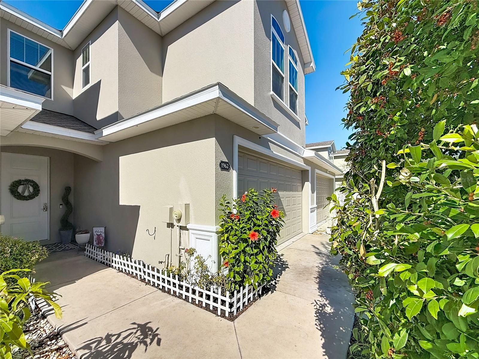 1962 MARLINGTON WAY, CLEARWATER, FL — photo 2