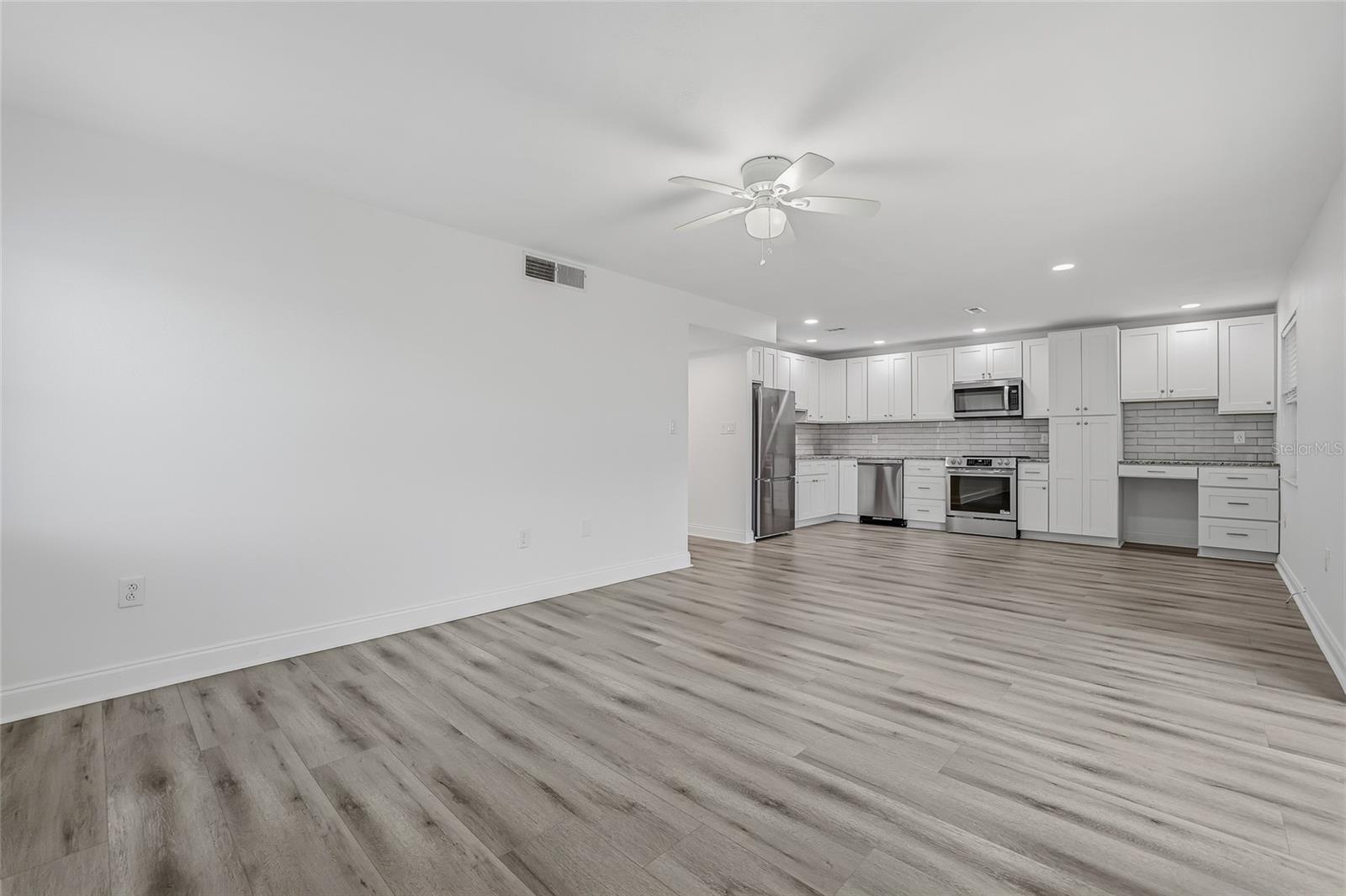 379 S MCMULLEN BOOTH RD #75, CLEARWATER, FL — photo 25