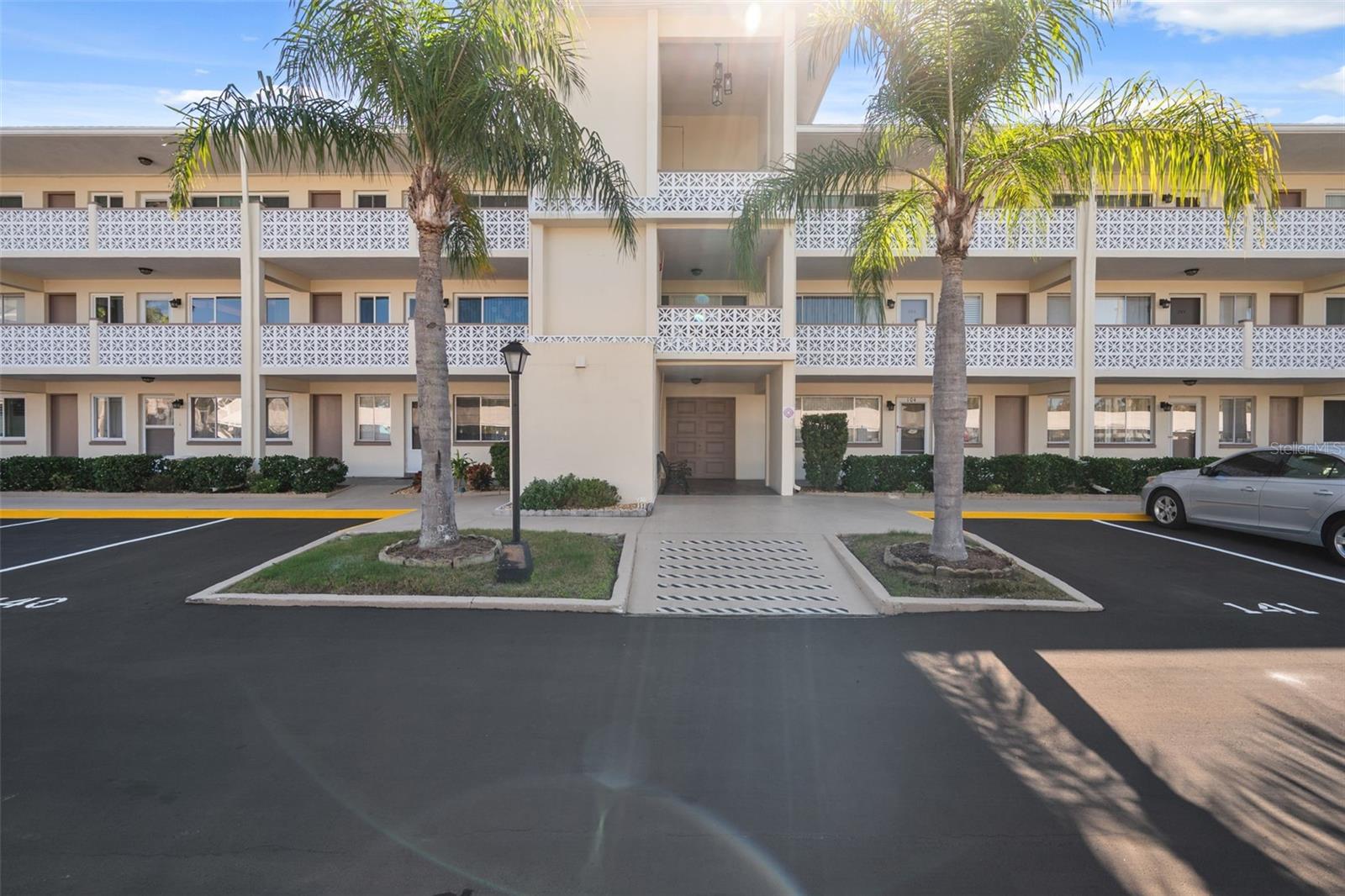 1235 S HIGHLAND AVE #1-207, CLEARWATER, FL — photo 2