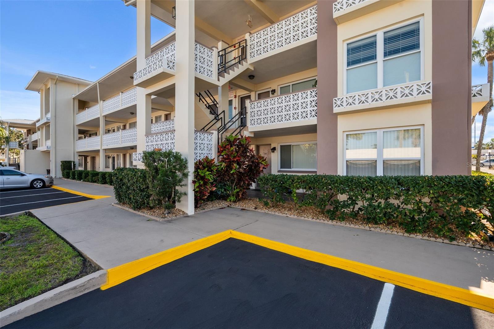 1235 S HIGHLAND AVE #1-207, CLEARWATER, FL — photo 3