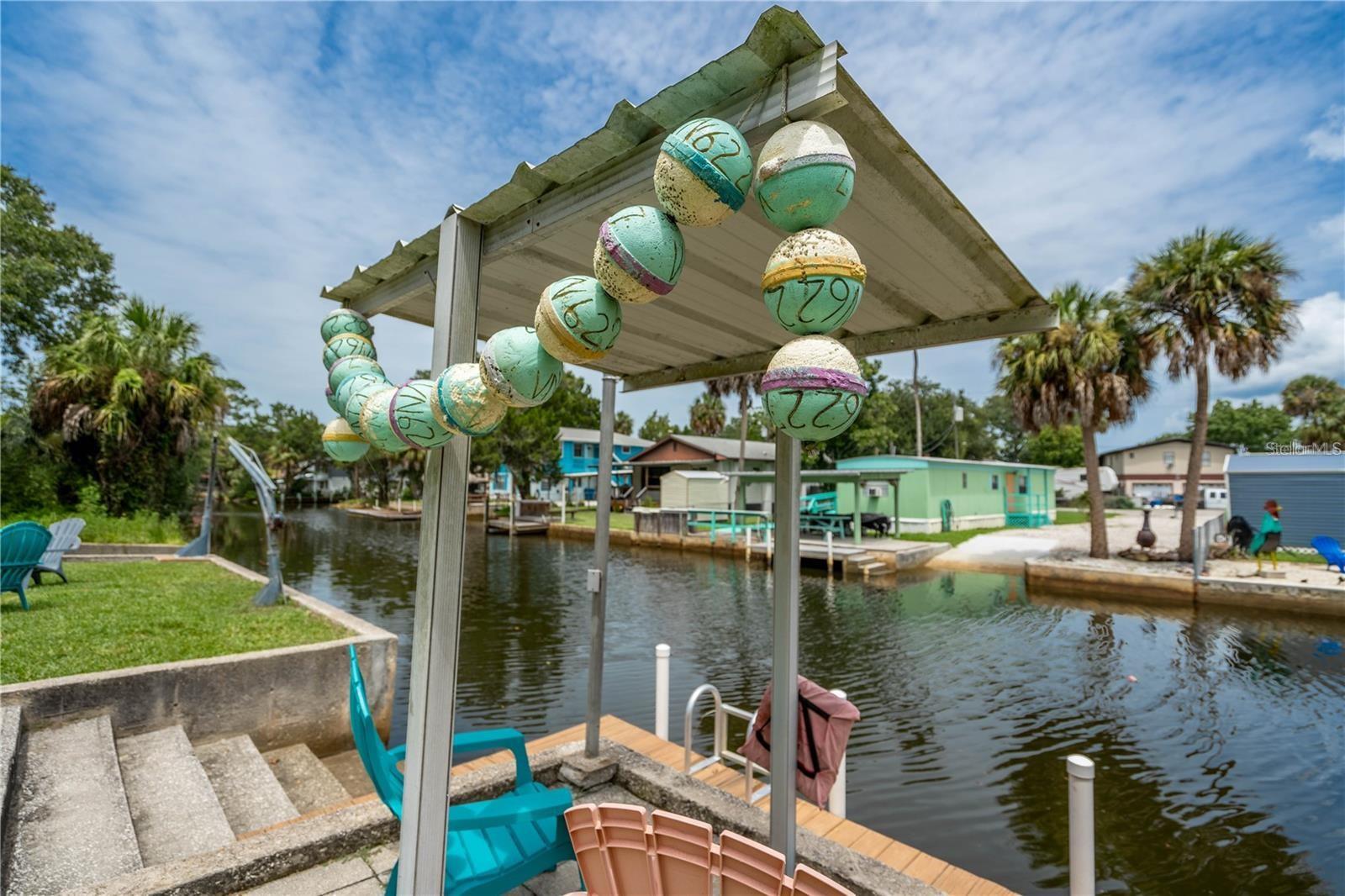 6051 COLONY CIR, WEEKI WACHEE, FL — photo 2