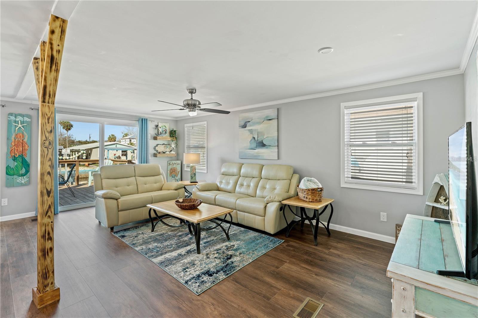 6051 COLONY CIR, WEEKI WACHEE, FL — photo 16