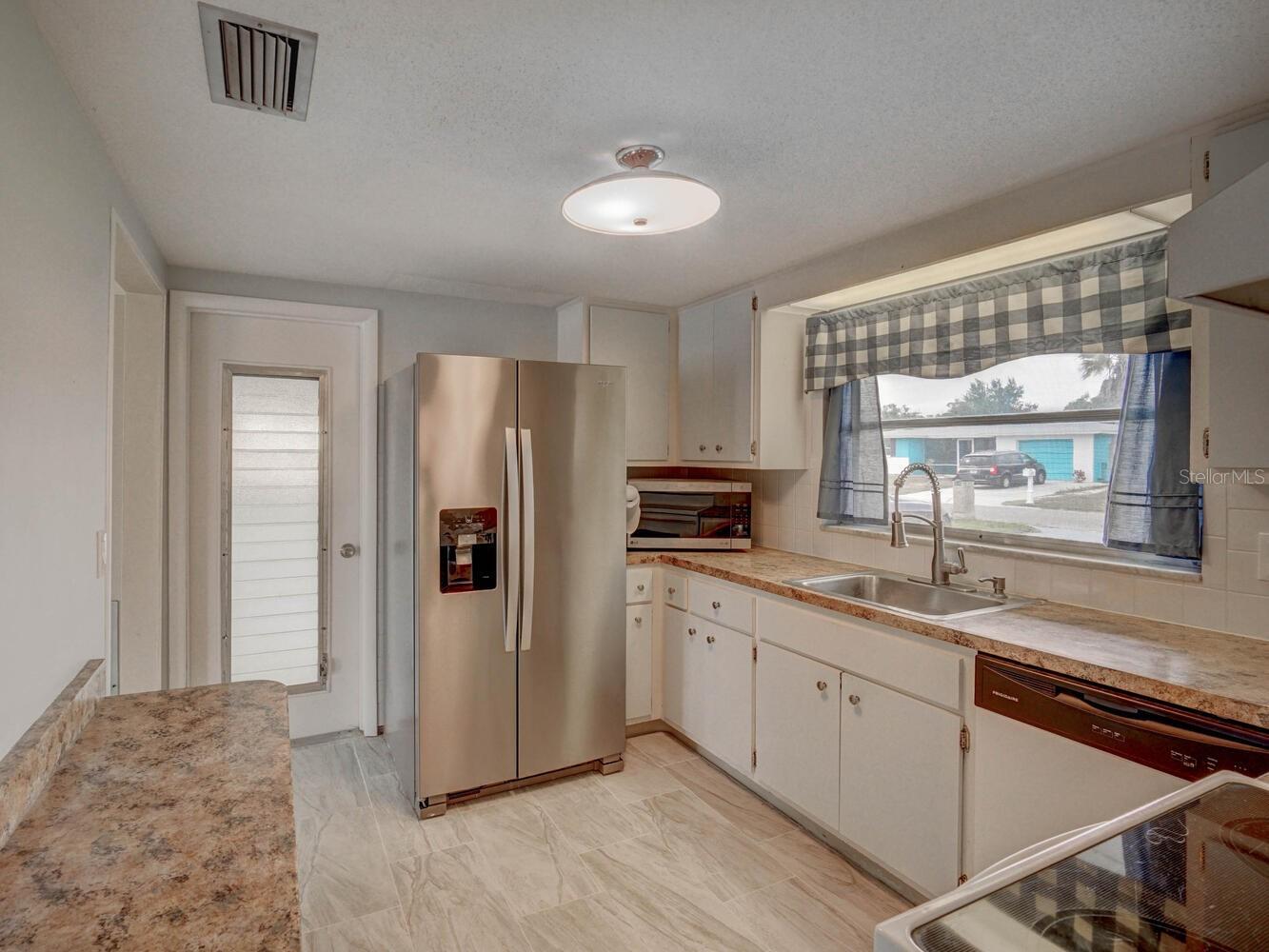 10320 HONEYSUCKLE LN, PORT RICHEY, FL — photo 15