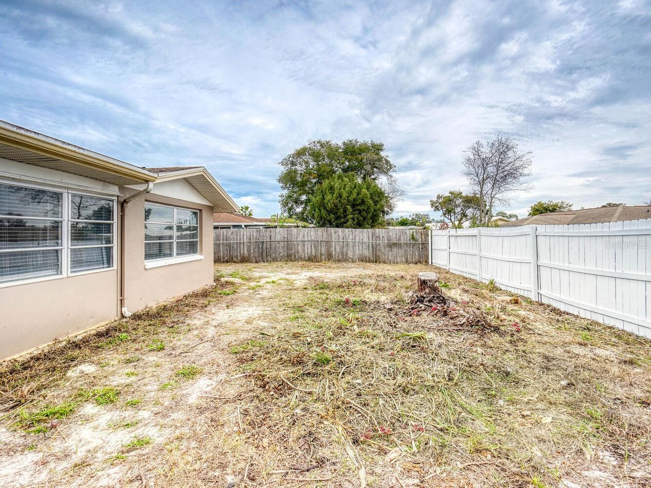 10320 HONEYSUCKLE LN, PORT RICHEY, FL — photo 40