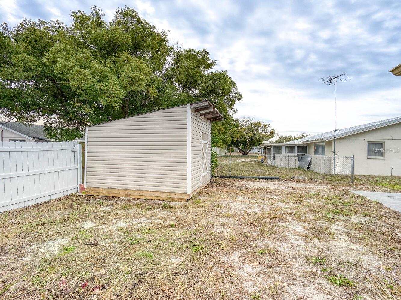 10320 HONEYSUCKLE LN, PORT RICHEY, FL — photo 41