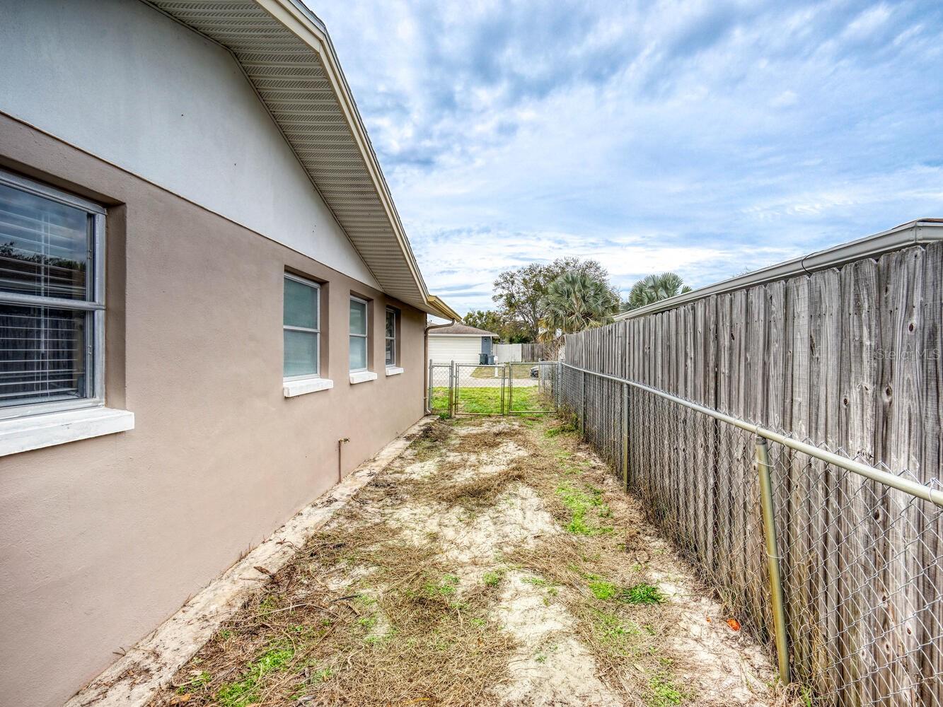 10320 HONEYSUCKLE LN, PORT RICHEY, FL — photo 43