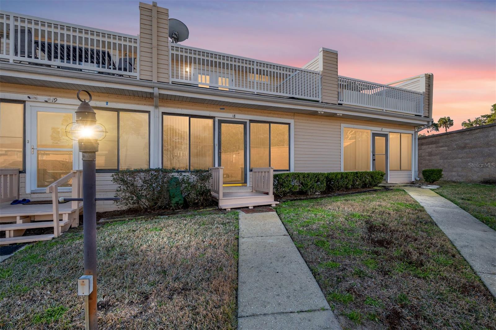 11001 SE SUNSET HARBOR RD #D18, SUMMERFIELD, FL