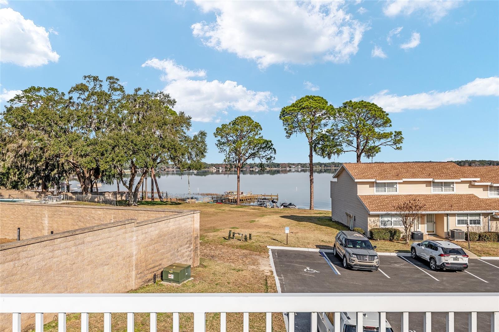 11001 SE SUNSET HARBOR RD #D18, SUMMERFIELD, FL — photo 2