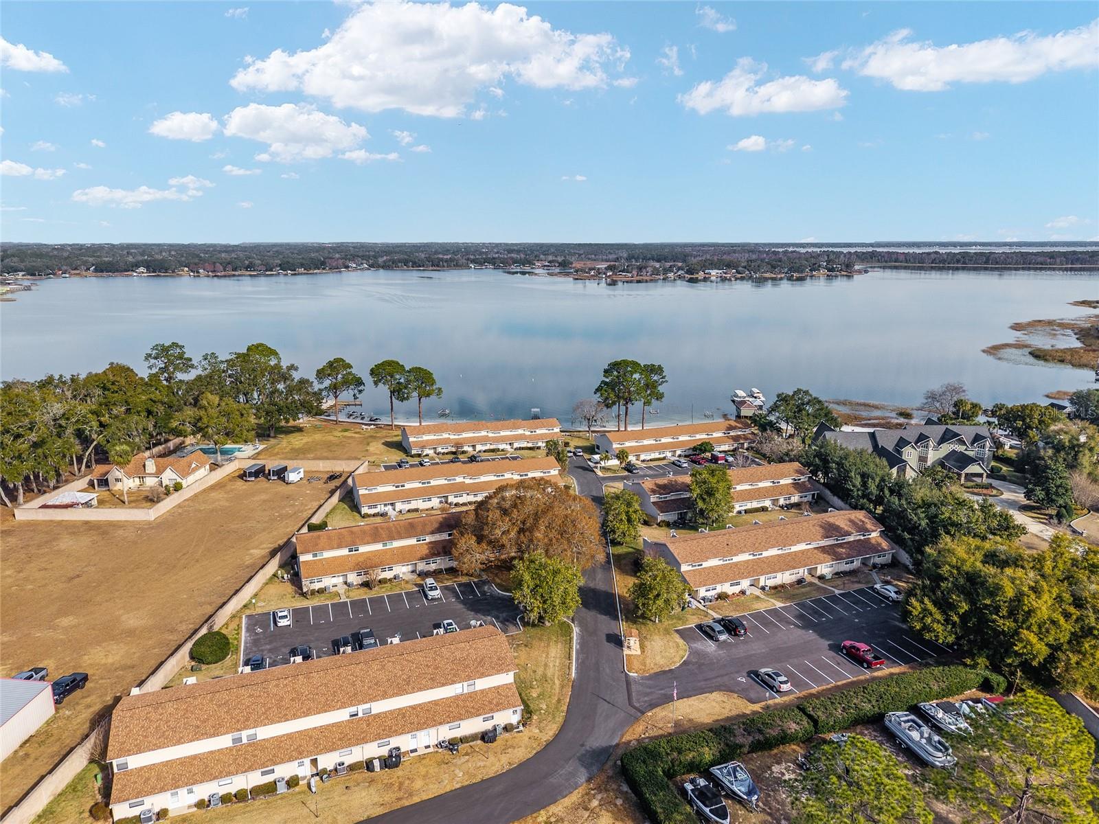 11001 SE SUNSET HARBOR RD #D18, SUMMERFIELD, FL — photo 30