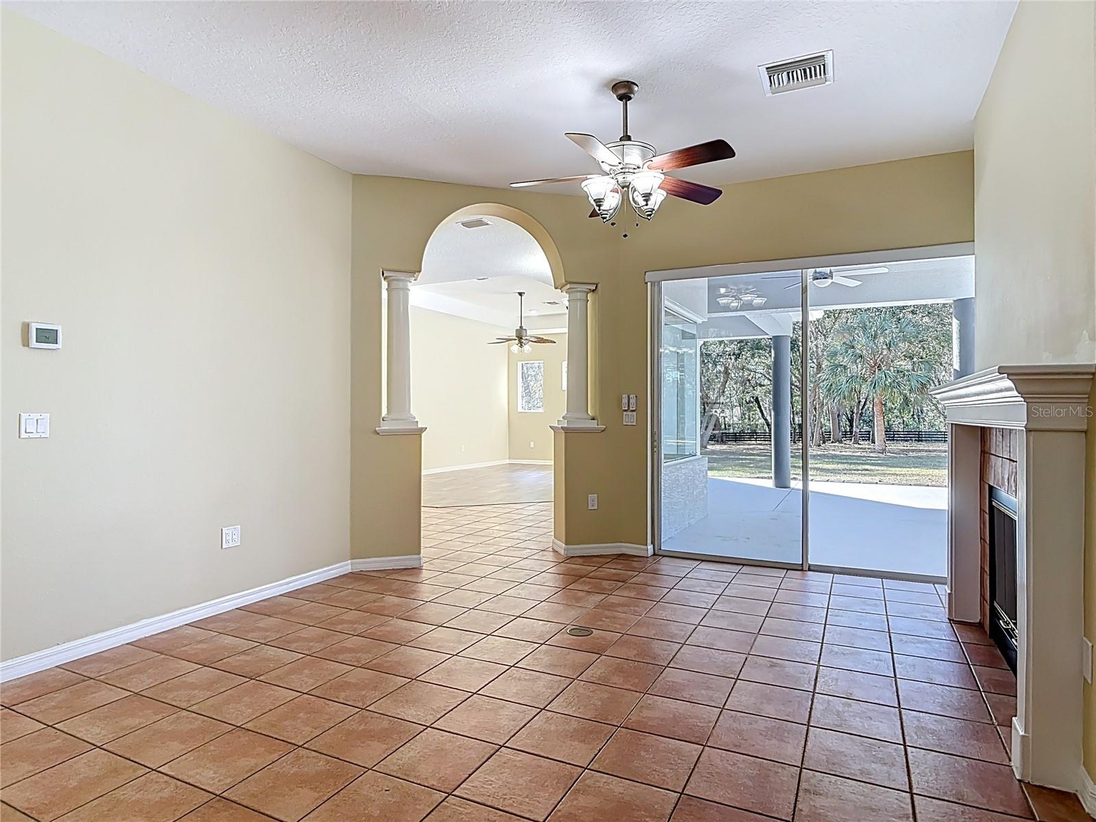 949 HAWK LNDG, FRUITLAND PARK, FL — photo 38