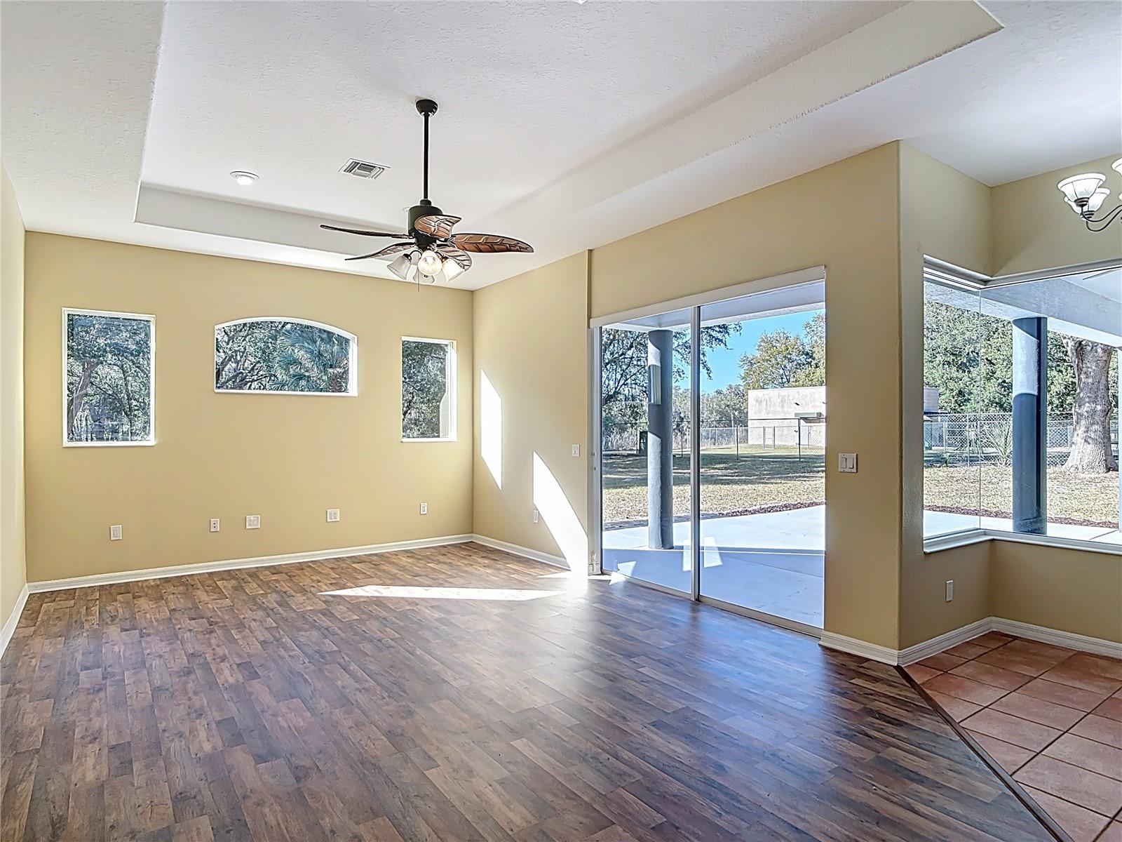 949 HAWK LNDG, FRUITLAND PARK, FL — photo 71