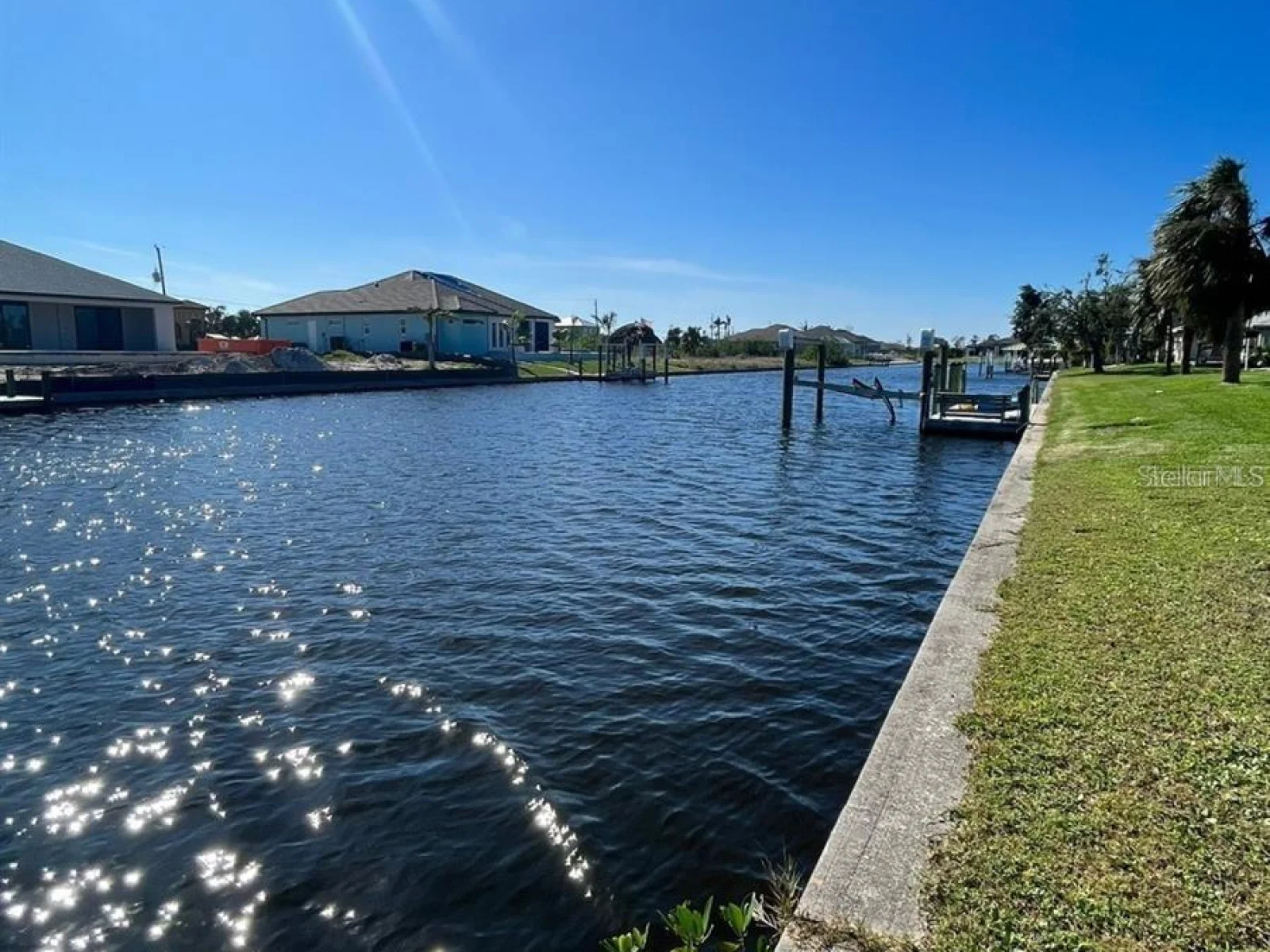 15674 MARGO CIR, PORT CHARLOTTE, FL — photo 4