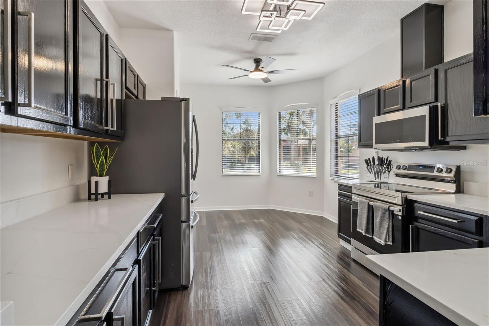 884 GRAND CANAL DR, KISSIMMEE, FL — photo 14