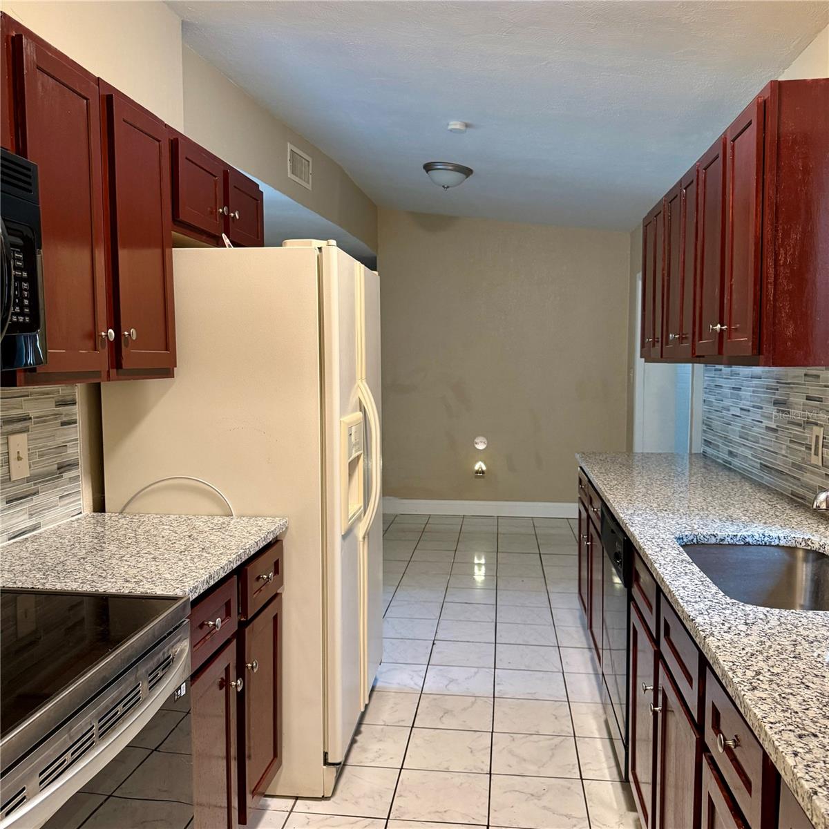 5715 ELON DR, ORLANDO, FL — photo 8