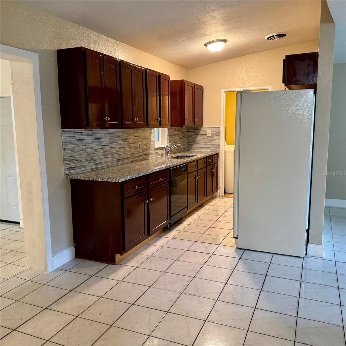 5715 ELON DR, ORLANDO, FL — photo 9