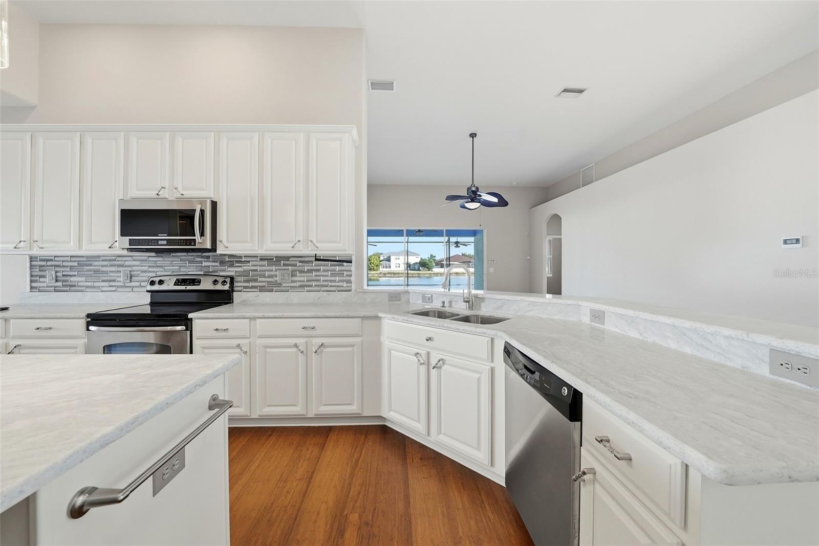 13230 GRAHAM YARDEN DR, RIVERVIEW, FL — photo 8