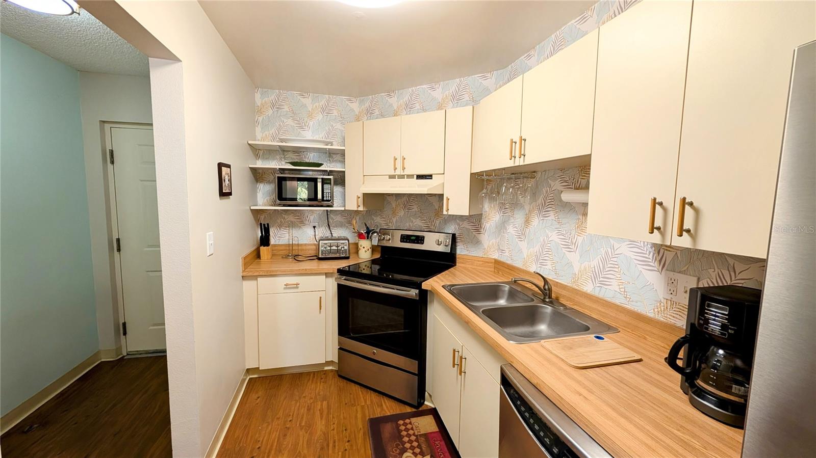 1515 PINELLAS BAYWAY S #46, ST PETERSBURG, FL — photo 15