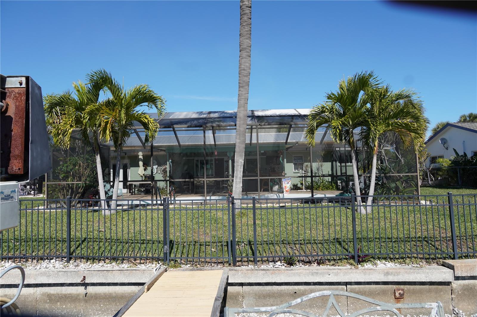 908 SAGO PALM WAY, APOLLO BEACH, FL — photo 15