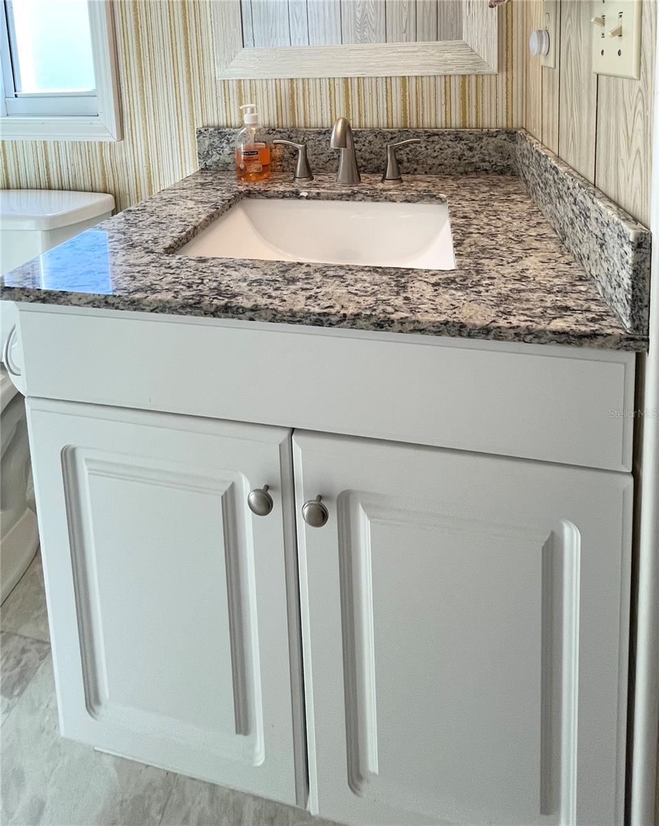 3232 ASH TER, SARASOTA, FL — photo 27