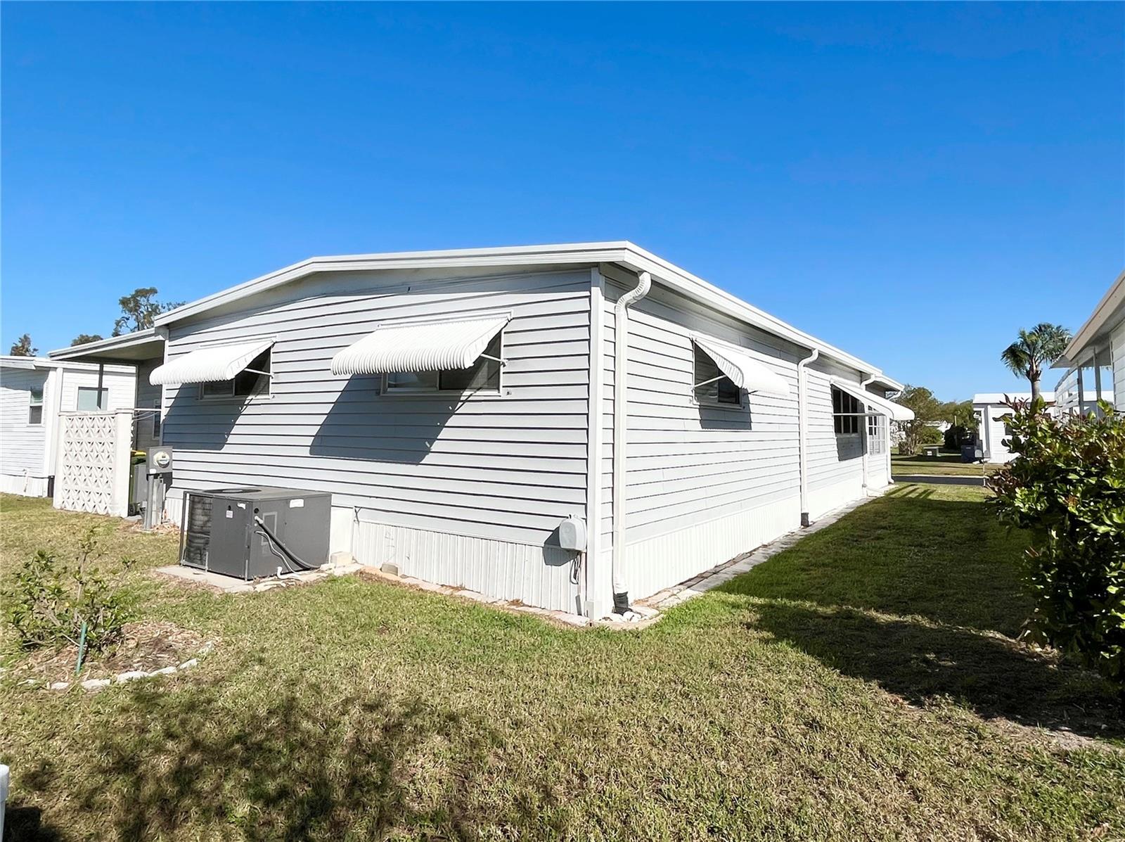 3232 ASH TER, SARASOTA, FL — photo 46