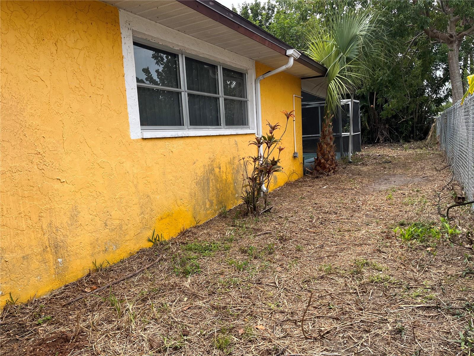 1310 SE 43RD TER, CAPE CORAL, FL — photo 45