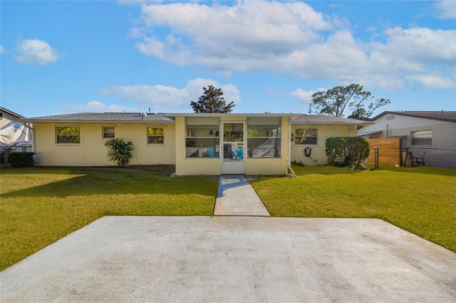 692 GASLIGHT DR, SOUTH DAYTONA, FL — photo 28