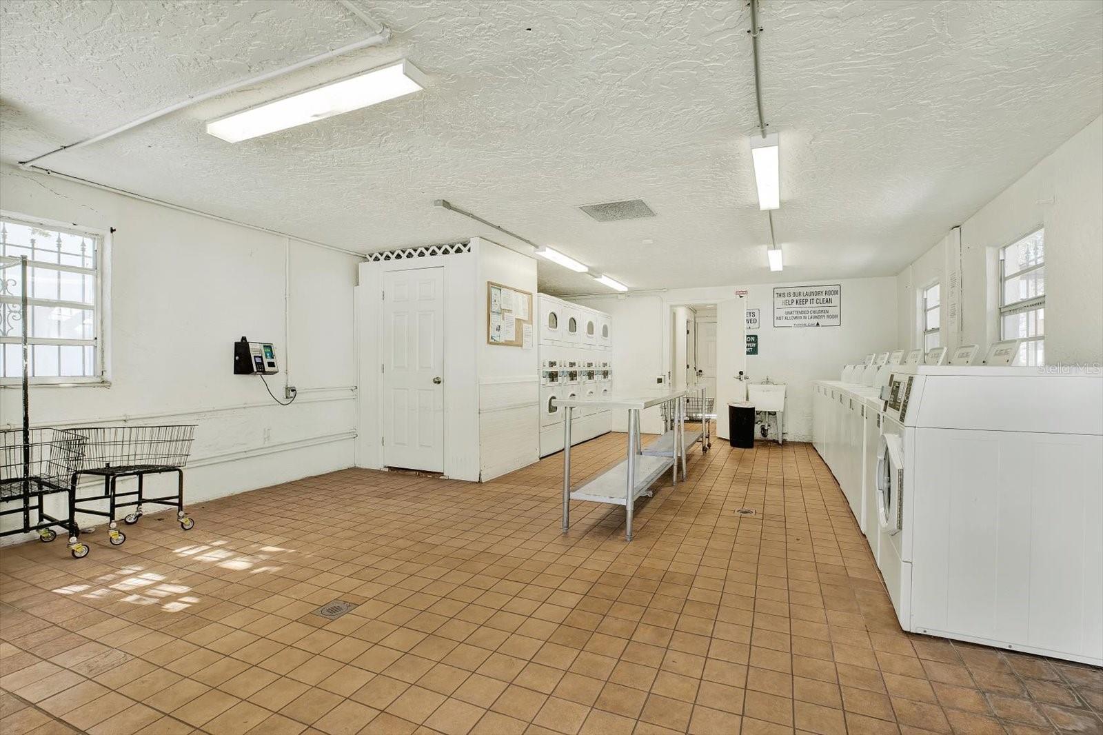 9125 TUDOR DR #D109, TAMPA, FL — photo 22