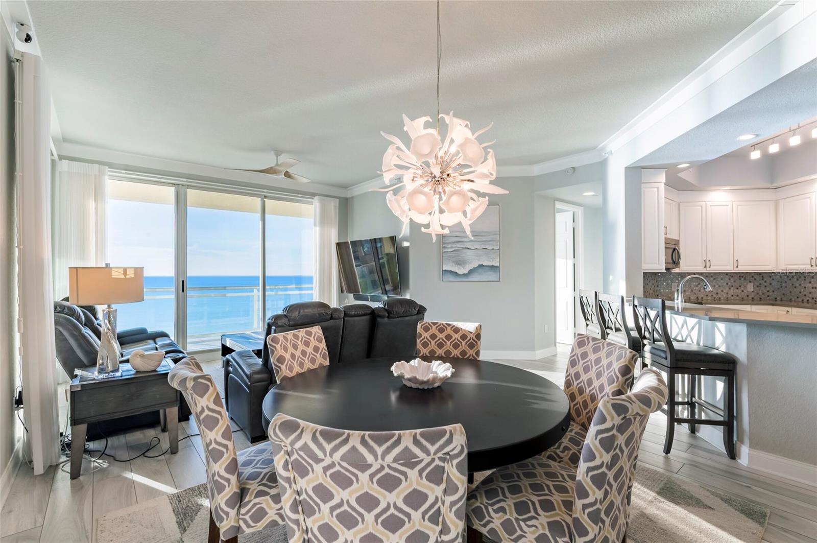 1170 GULF BLVD #2203, CLEARWATER BEACH, FL — photo 5